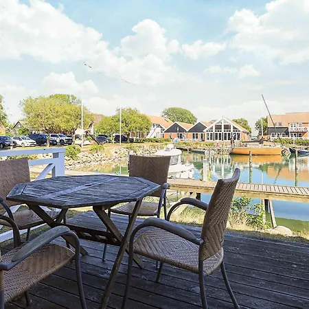 On The Harbour In Lejlighed Borre